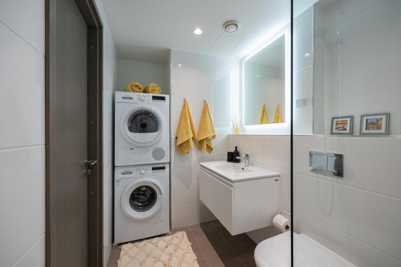 Apartment Rotermanni Apartment#top Location#spacious#free Parking